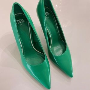 Zara green pumps